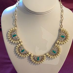 Fashion beaded/crystal necklace